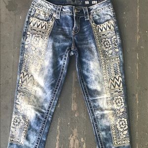Miss Me Size 27 embroidered Jeans